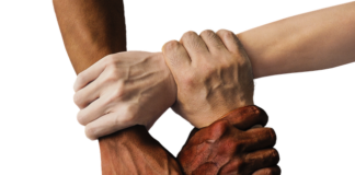 Jak długo trzymać stripy?