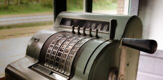 Jak sprawdzić czy ma się coś w uchu?