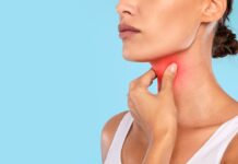 Chroniczny ból gardła, zatoki, problemy ze słuchem – objawy, które powinien zbadać laryngolog Chroniczny ból gardła, zatoki, problemy ze słuchem